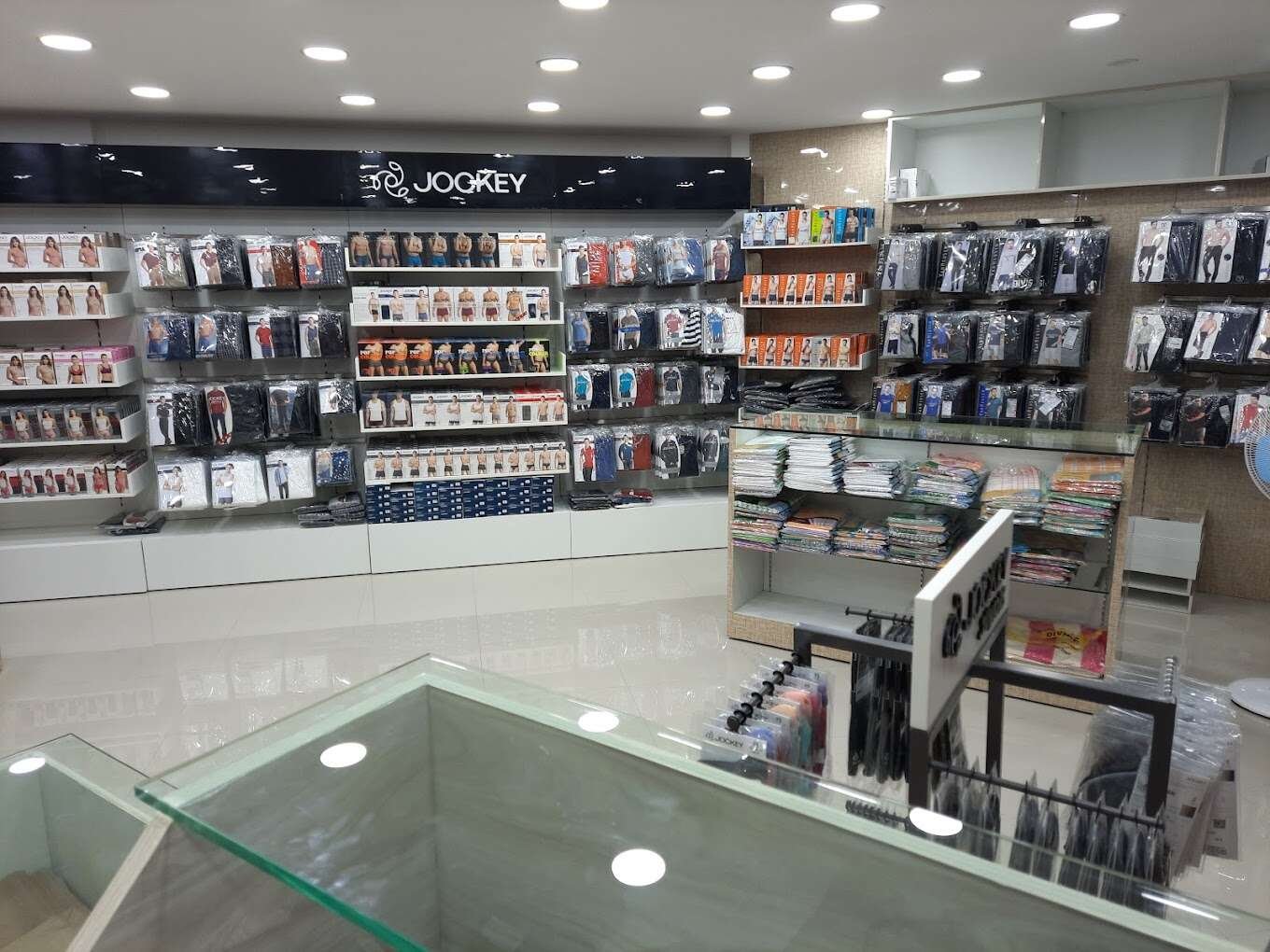 Jockey Store